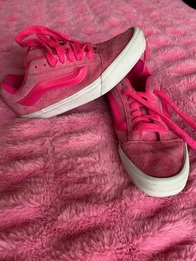 Vans Pink Canvas Slip-On Sneakers women 10 men’s 8.5